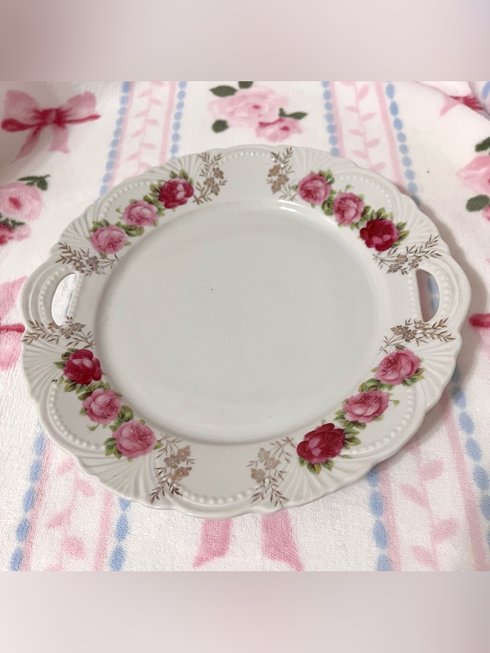 Floral decorative display plate